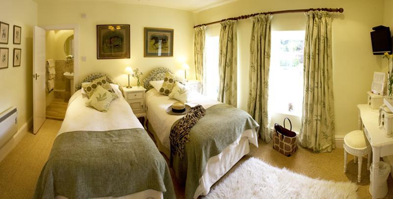 Hotel The Hood Arms Kilve Habitación foto